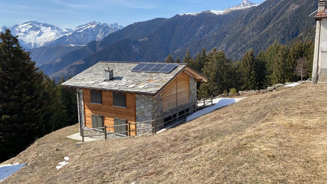 Ferienwohnung Chalet Baita Delle Favole Di Rosarita Berbenno di Valtellina Exterior foto